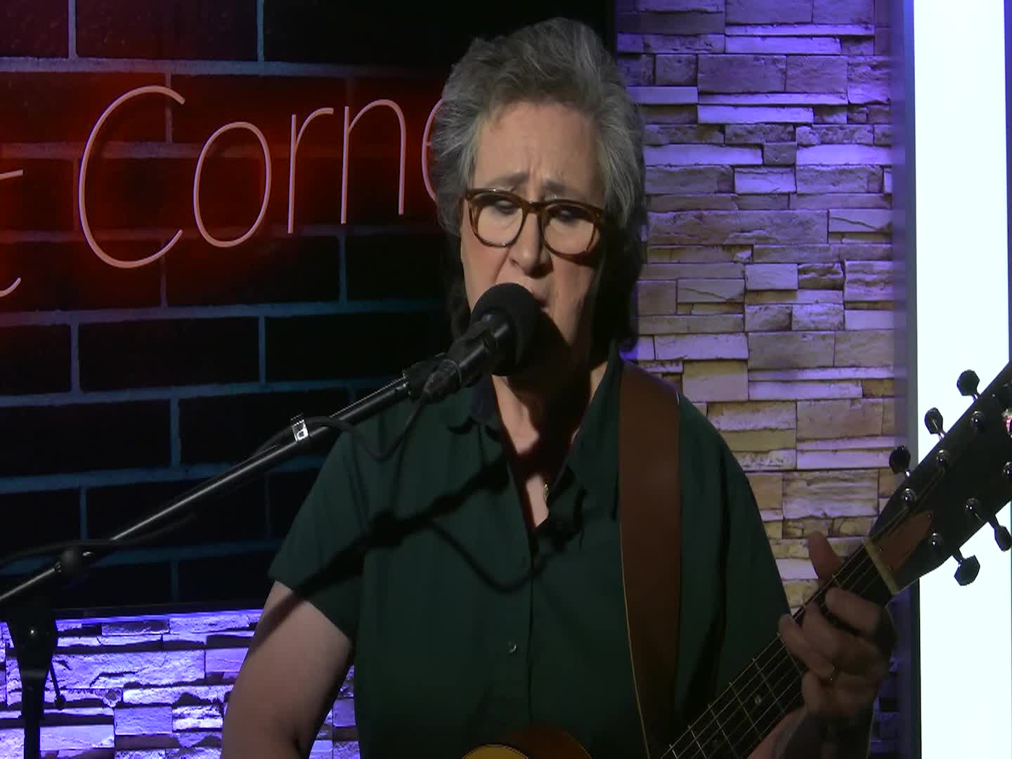 Artist Corner - Mary Zema