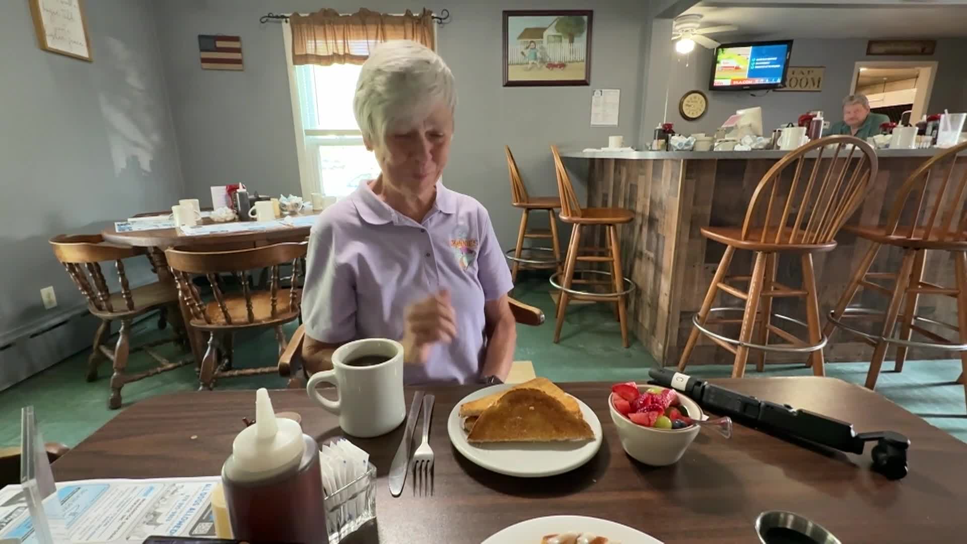 Two Grannies On The Road - Exploring Templeton Part 1
